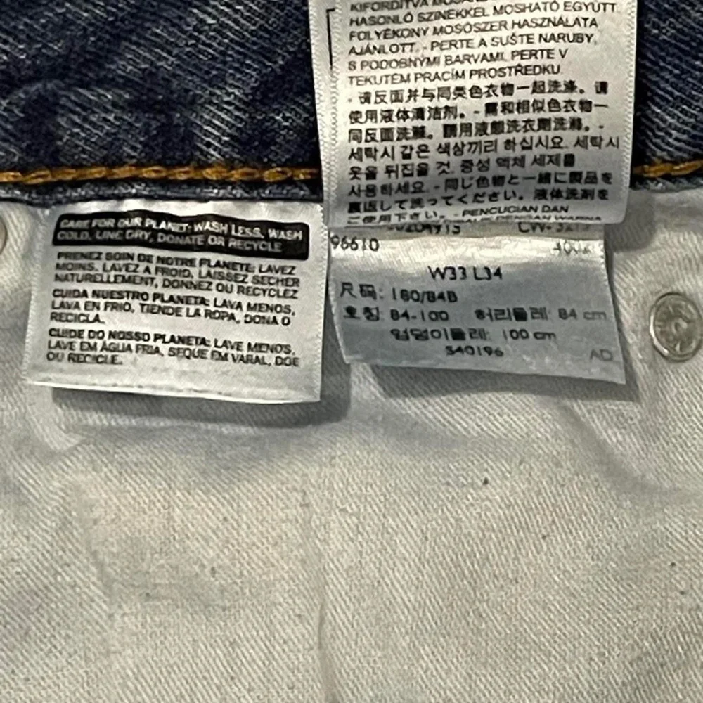 Levi's 505 Men’s 33x34 (32x33) Straight Fit Jeans Medium Blue Denim Classic